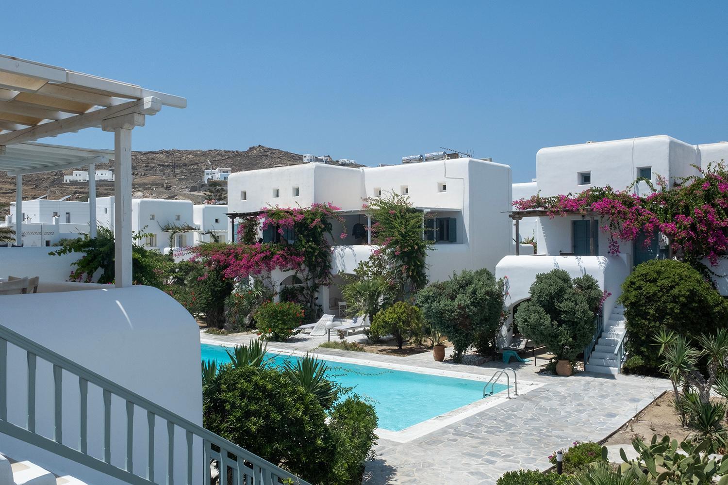 Mykonian Style W Shared Pool Houses & Nighttime Security Guard Ornos  Exteriör bild